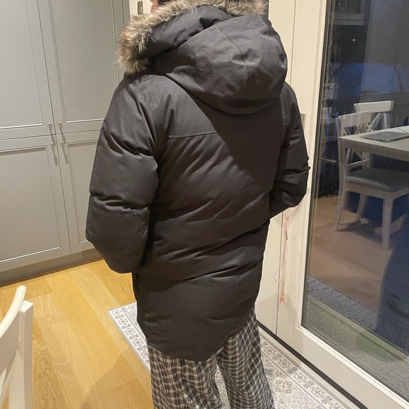 NEW! Men’s The North Face Black Parka Puffer Winter and Snow Jacket - Picture 8 of 8